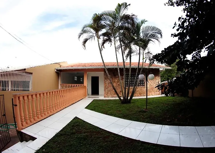 Casa com varanda próximo da Natureza